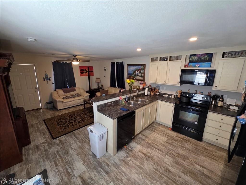 8085 Hart Dr, North Fort Myers, FL 33917 Photo