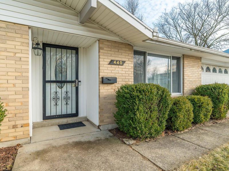 440 Katy Lane, Englewood, OH 45322 Photo 2