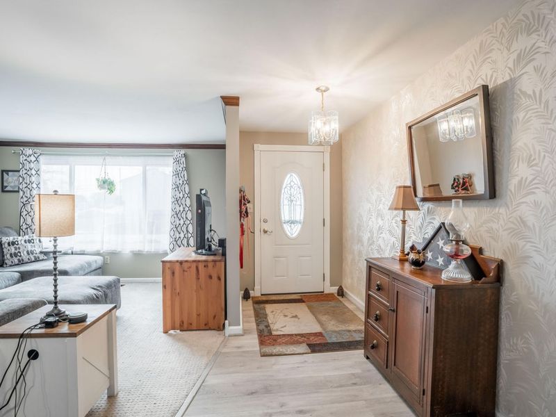 440 Katy Lane, Englewood, OH 45322 Photo 3