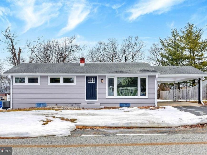 127 Lakeview Drive, Carlisle, PA 17013 Main Photo