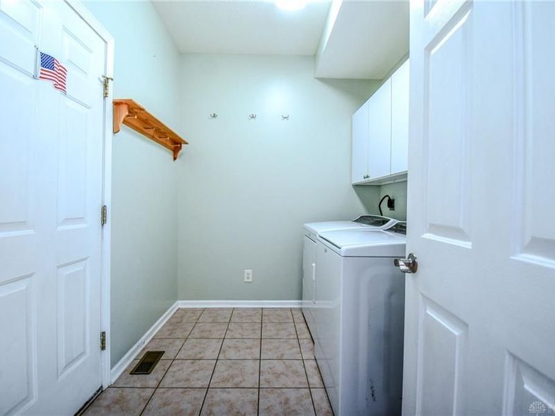 1642 Lago Mar, Washington Township, OH 45458 Photo 21