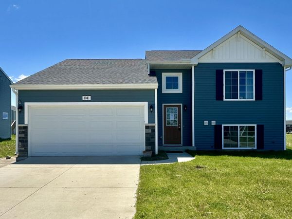 1041 Cooley Mill Lane, Vicksburg, MI 49097