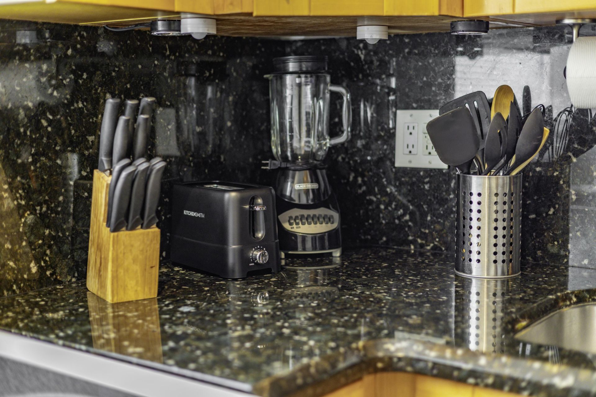 3225 NE 16th Street, Unit 19-A, Pompano Beach, FL 33062 Photo