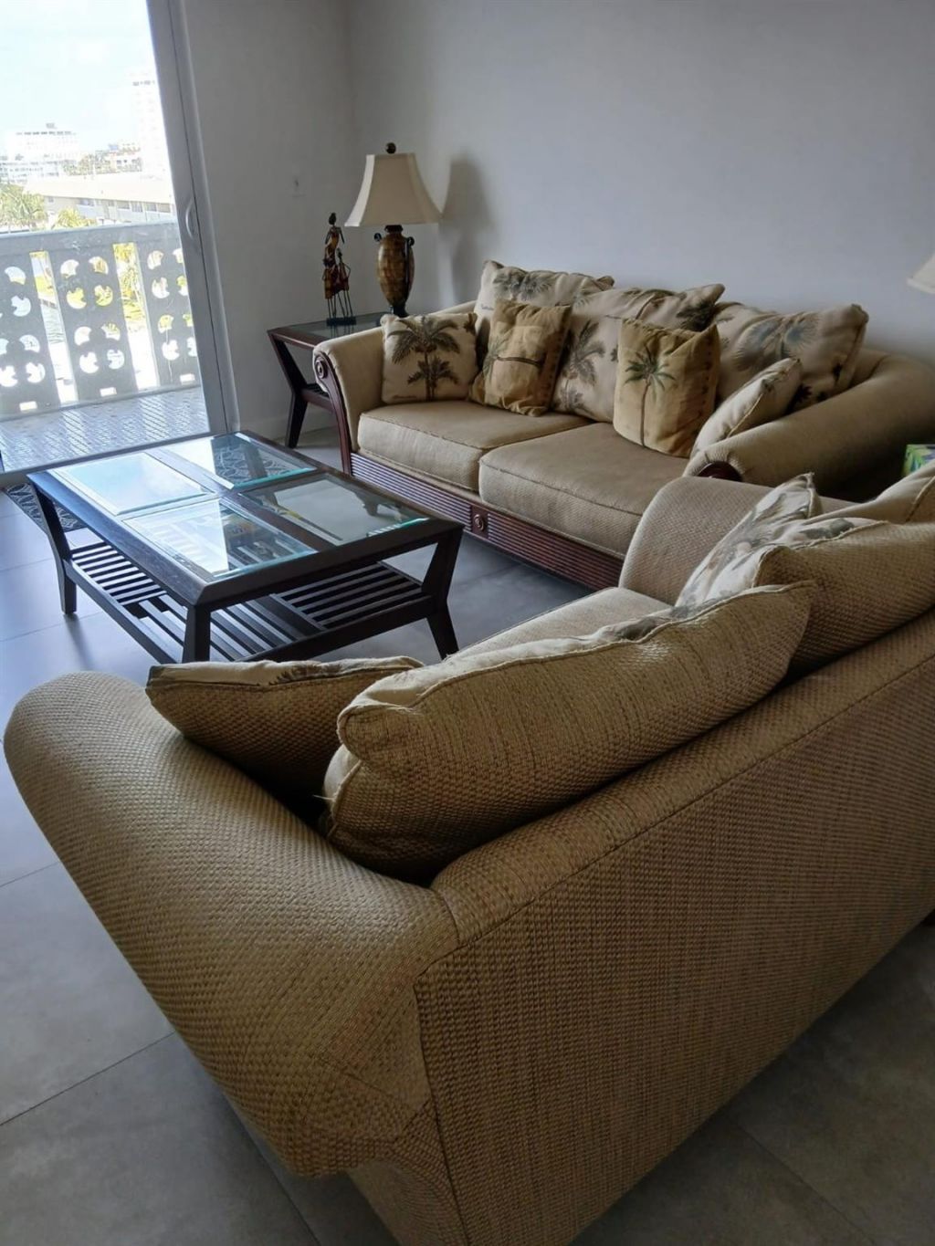 1893 S Ocean Drive, Unit 605, Hallandale Beach, FL 33009 Photo