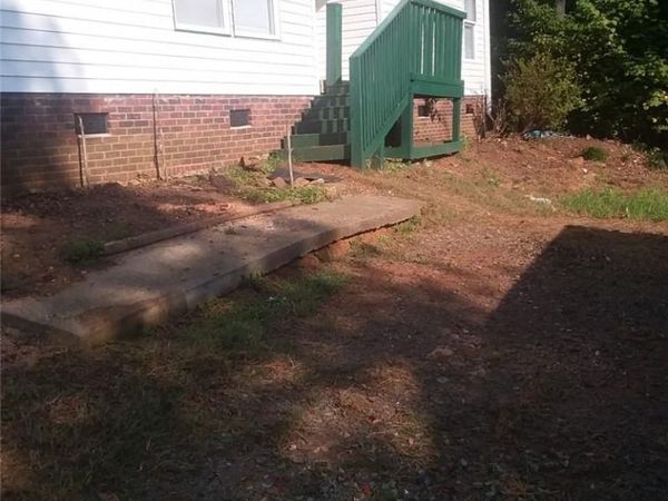 630 Pinelake Drive , Troy, NC 27371