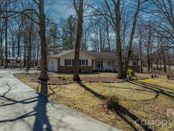 50 Camelot Lane, Taylorsville, NC 28681