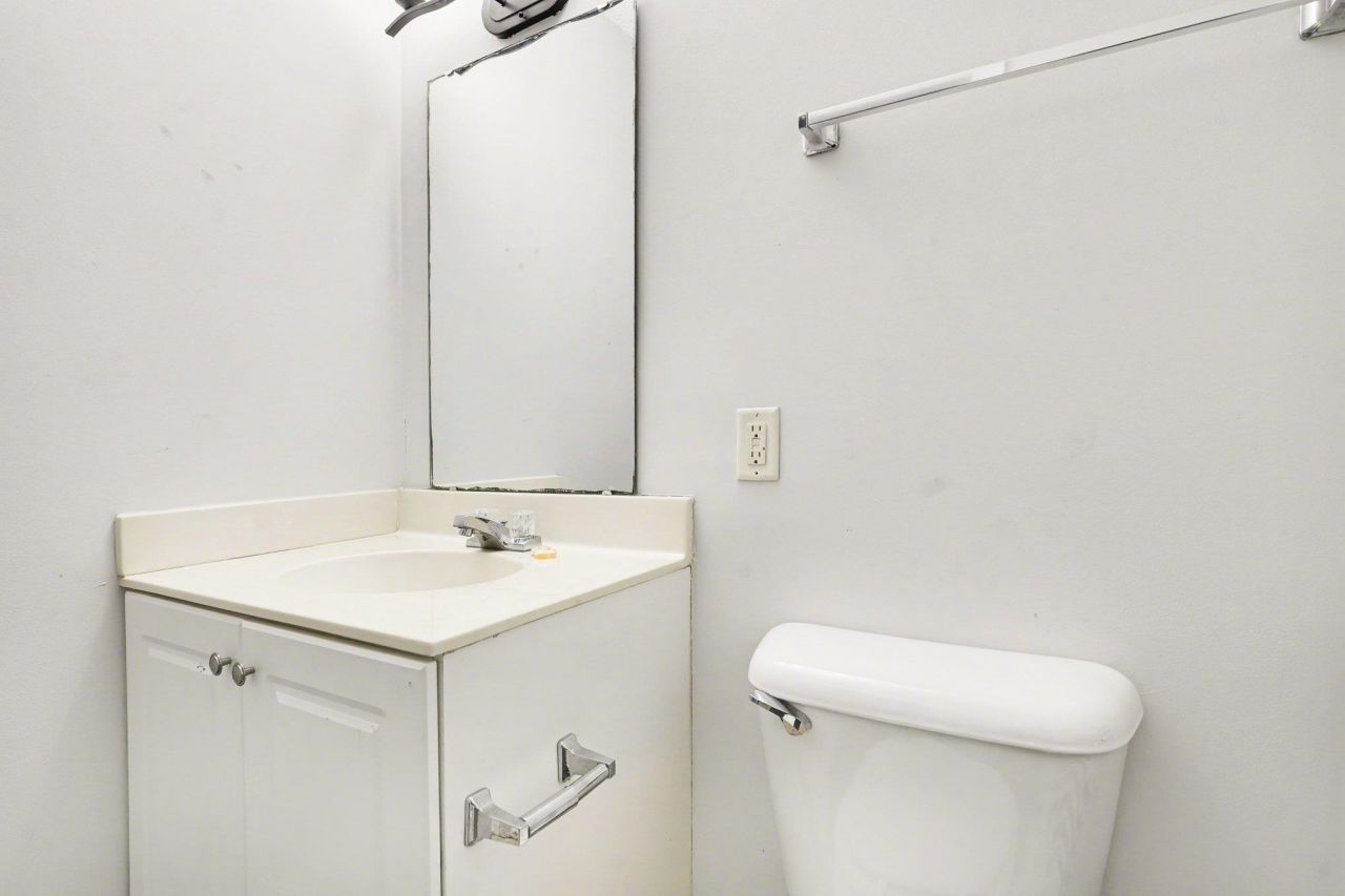 6022 Dick Pond Rd.  Photo 12