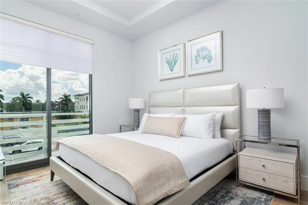 101 8th St S, Unit 207, Naples, FL 34102 Photo