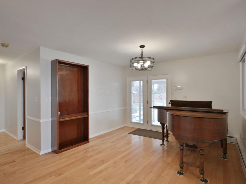 1144 Reed Circle Drive, Columbus, OH 43224 Photo 11