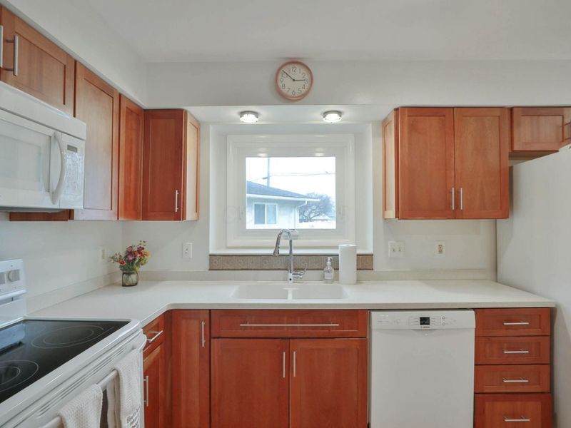 1144 Reed Circle Drive, Columbus, OH 43224 Photo 15