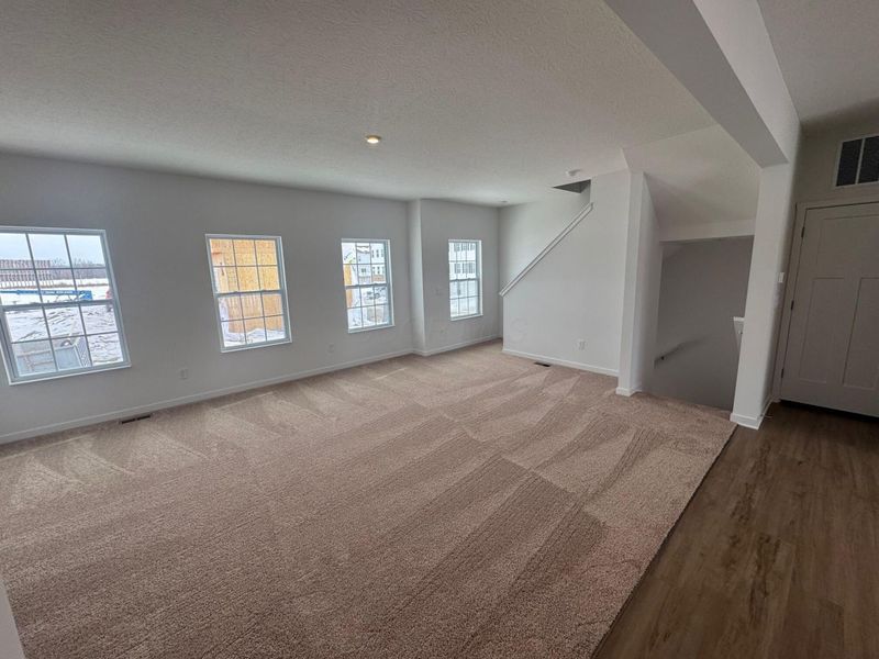 156 Dusky Willow Drive , Reynoldsburg, OH 43068 Photo 7