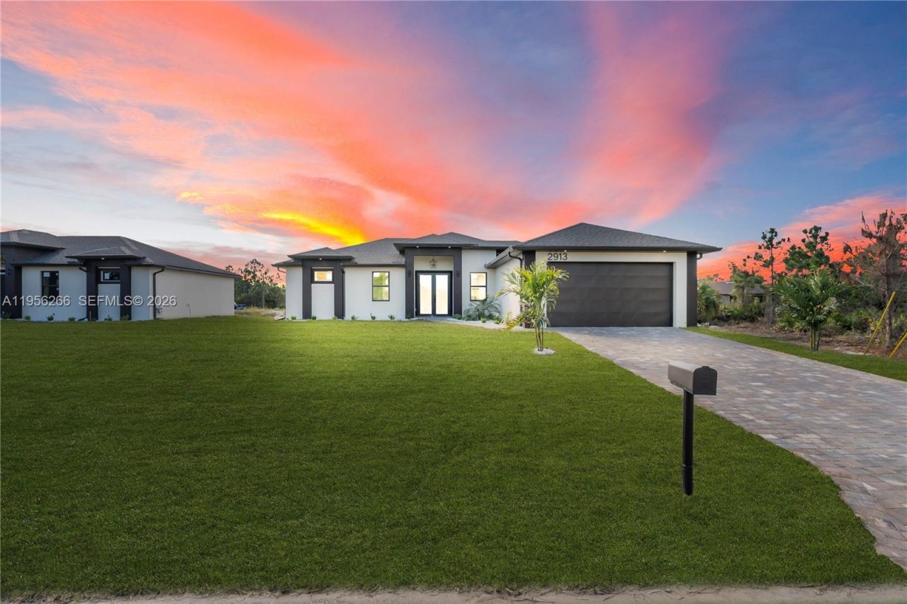 2913 46th St W, Lehigh Acres, FL 33971 Photo