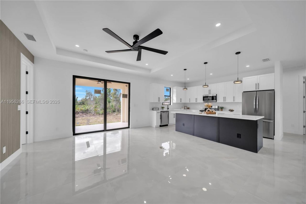 2913 46th St W, Lehigh Acres, FL 33971 Photo