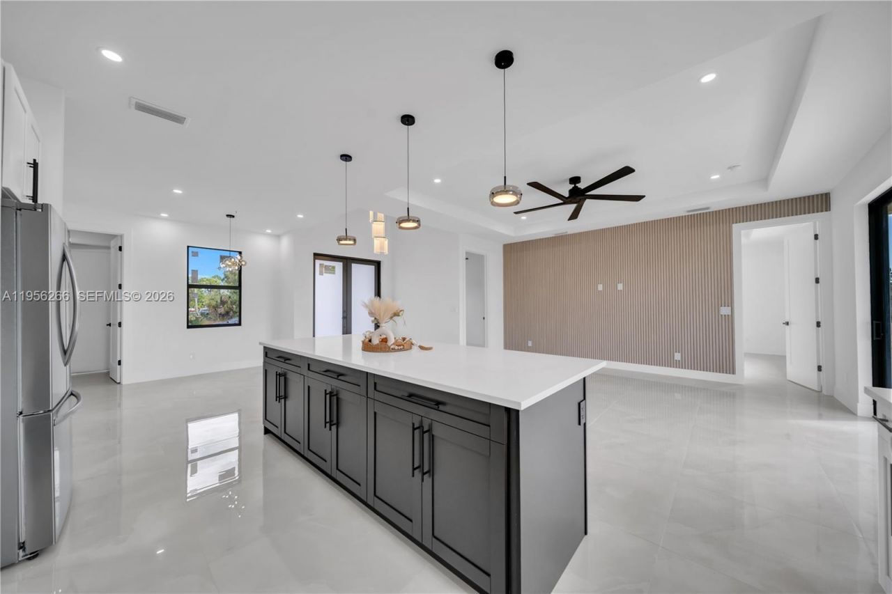 2913 46th St W, Lehigh Acres, FL 33971 Photo