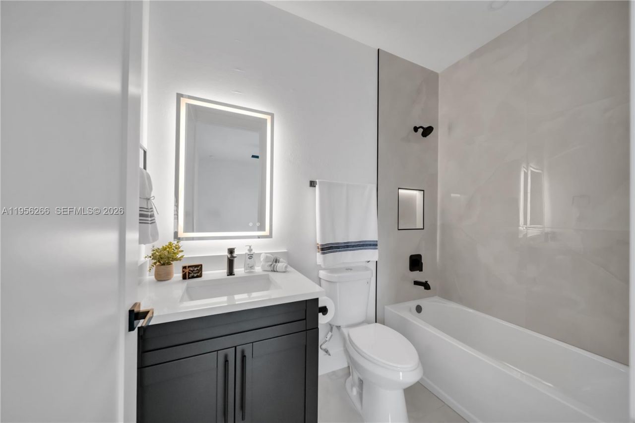 2913 46th St W, Lehigh Acres, FL 33971 Photo