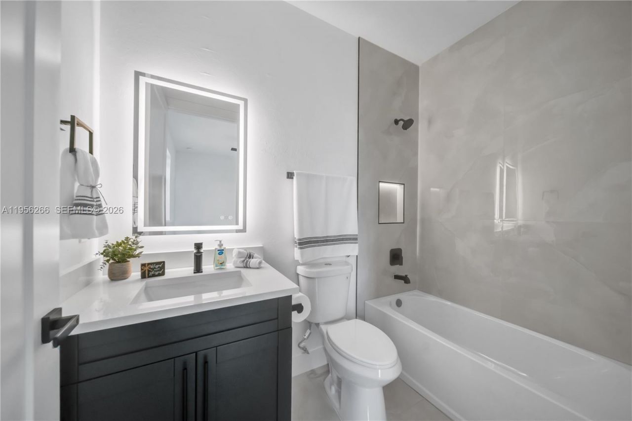 2913 46th St W, Lehigh Acres, FL 33971 Photo