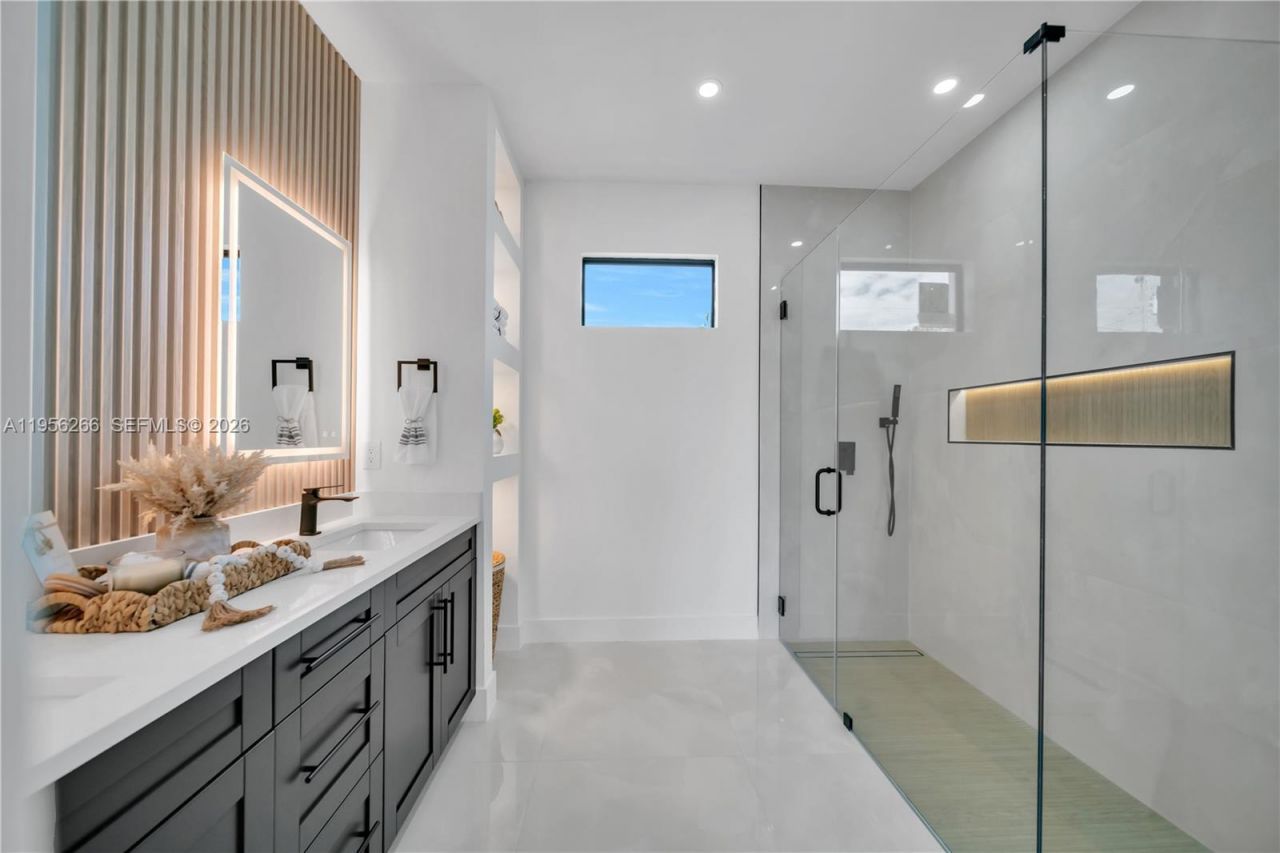 2913 46th St W, Lehigh Acres, FL 33971 Photo