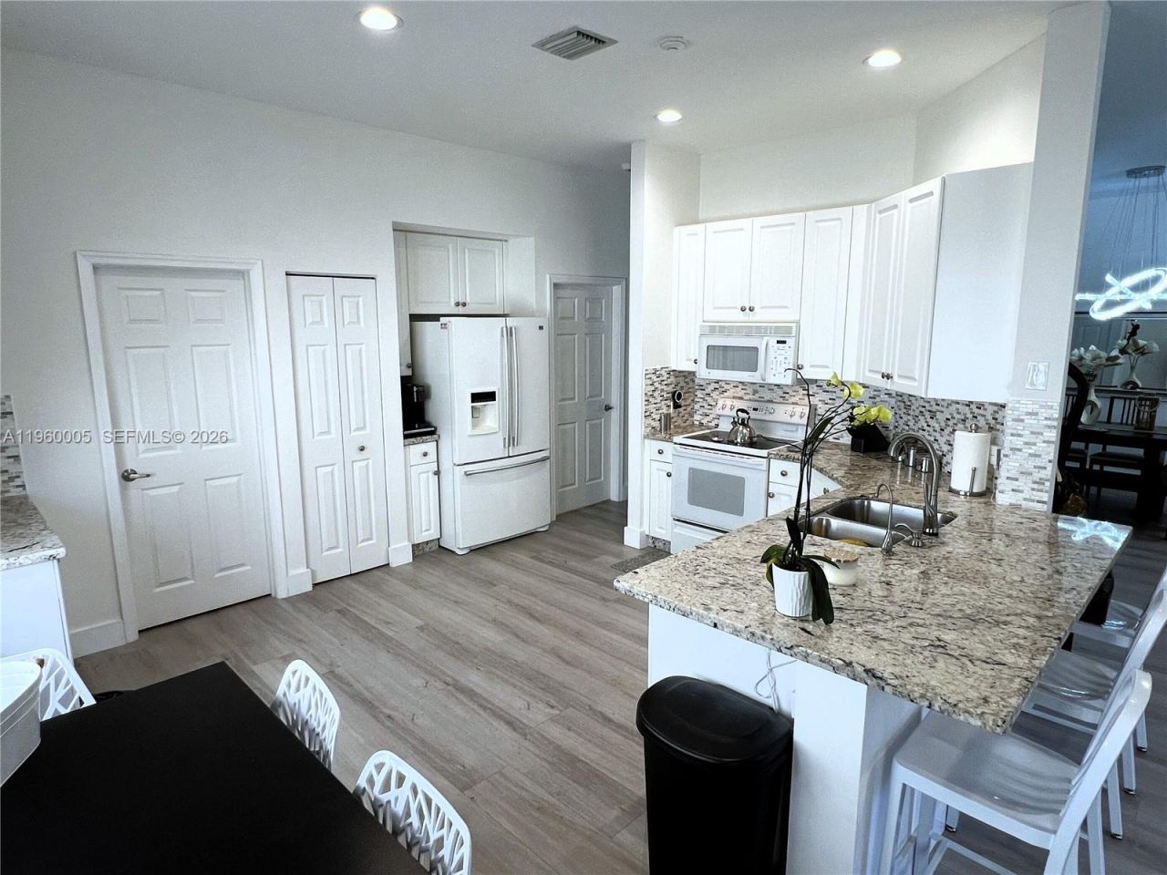 1107 Fairfield Meadows Dr, Weston, FL 33327 Photo