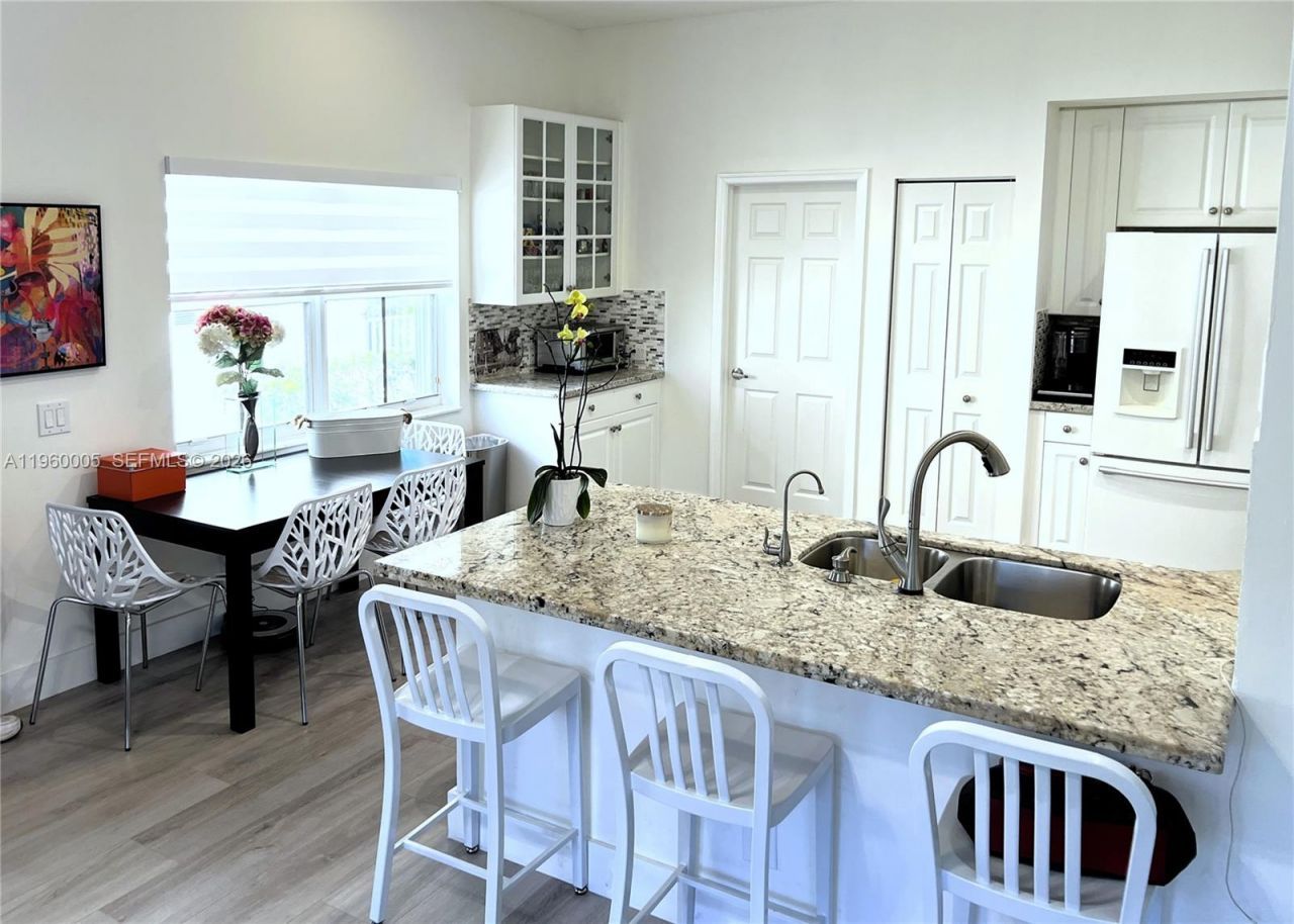 1107 Fairfield Meadows Dr, Weston, FL 33327 Photo