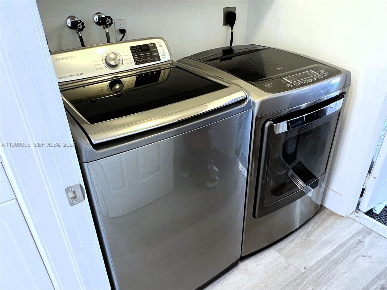 1107 Fairfield Meadows Dr, Weston, FL 33327 Photo