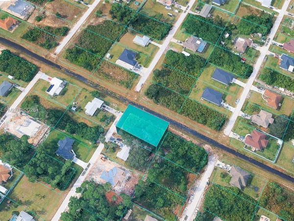 2718 12TH ST SW, Lehigh Acres, FL 33976