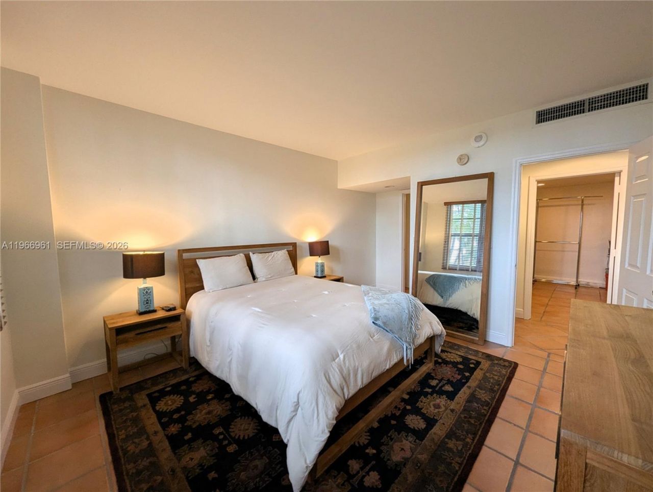 5161 Collins Ave, Unit 208, Miami Beach, FL 33140 Photo