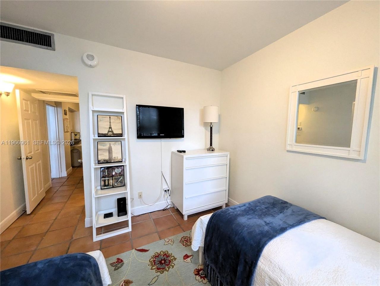 5161 Collins Ave, Unit 208, Miami Beach, FL 33140 Photo