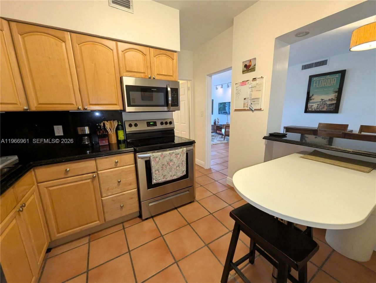 5161 Collins Ave, Unit 208, Miami Beach, FL 33140 Photo