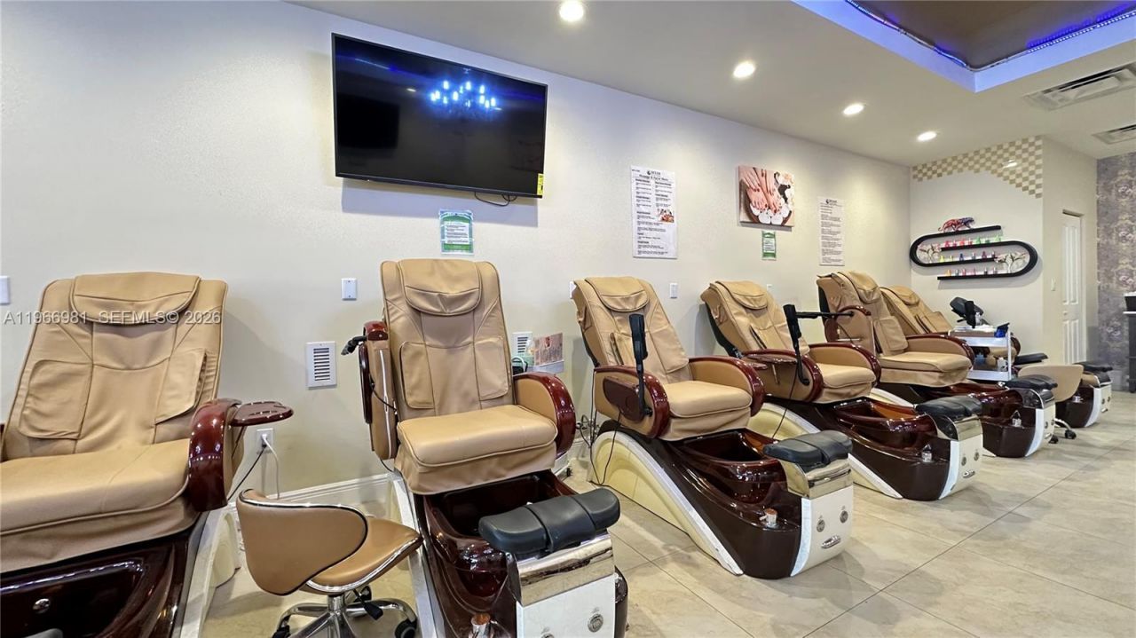 Sw 40 St , Miami, FL 33165 Photo