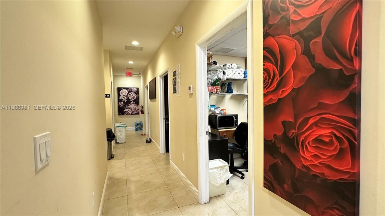 Sw 40 St , Miami, FL 33165 Photo