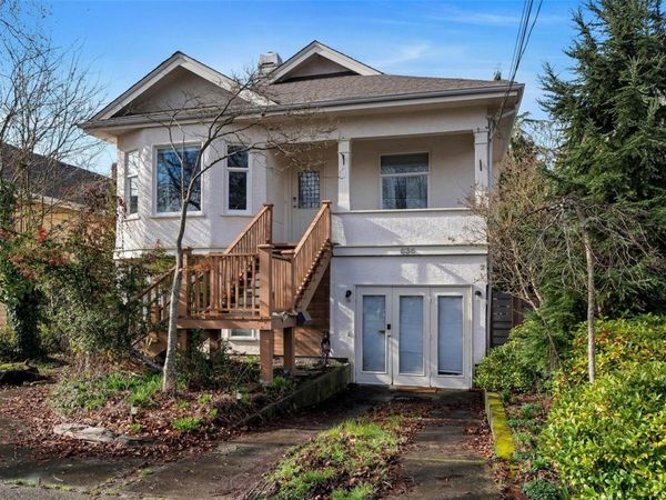 636 Cornwall St , Victoria, BC V8V 4L1