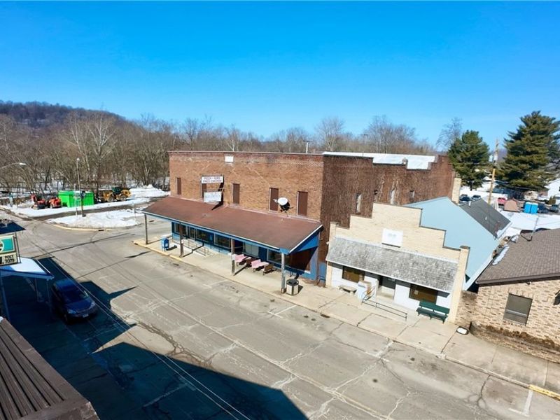 182 West Front Street, Killbuck, OH 44637 Photo 5