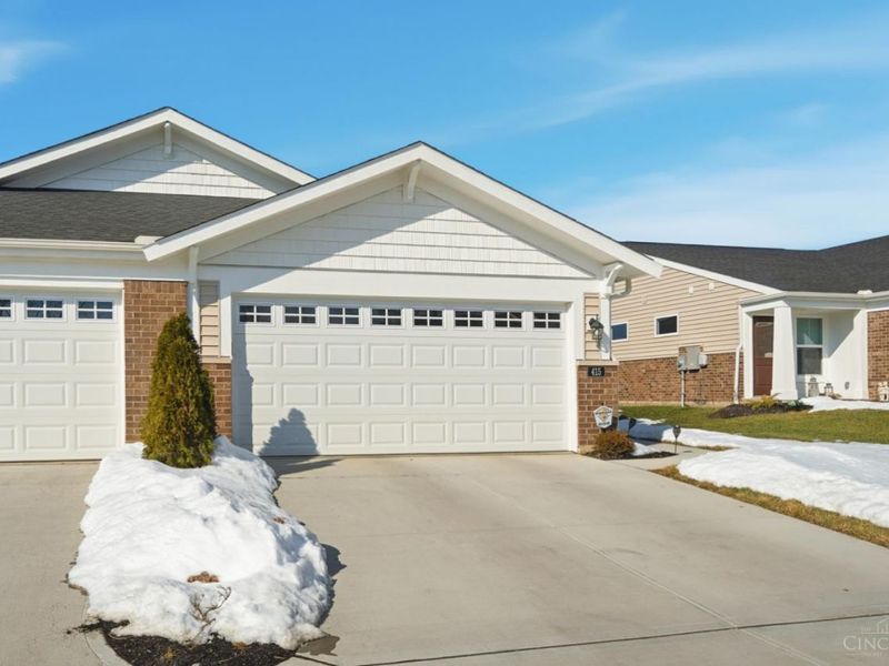 415 Summerlyn Farms Court, Lebanon, OH 45036 Photo 2