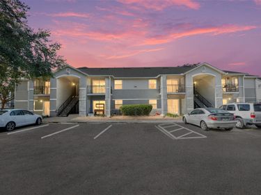 3705 SW 27TH STREET, Unit 828, GAINESVILLE, FL 32608