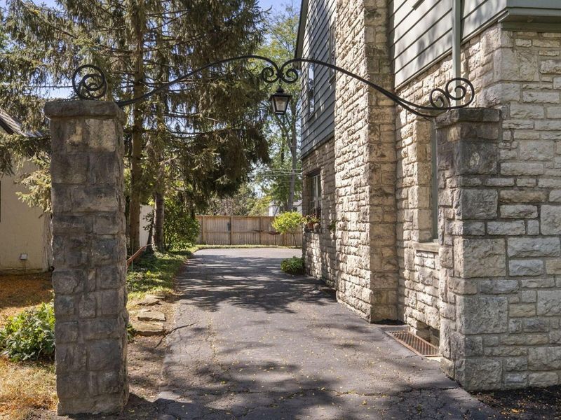 2367 Southway Drive, Upper Arlington, OH 43221 Photo 58