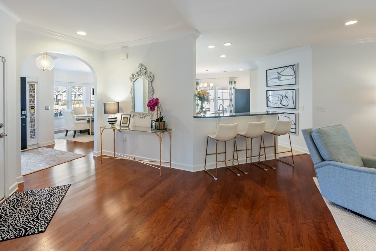 281 Ridge Pointe Dr. Photo 8