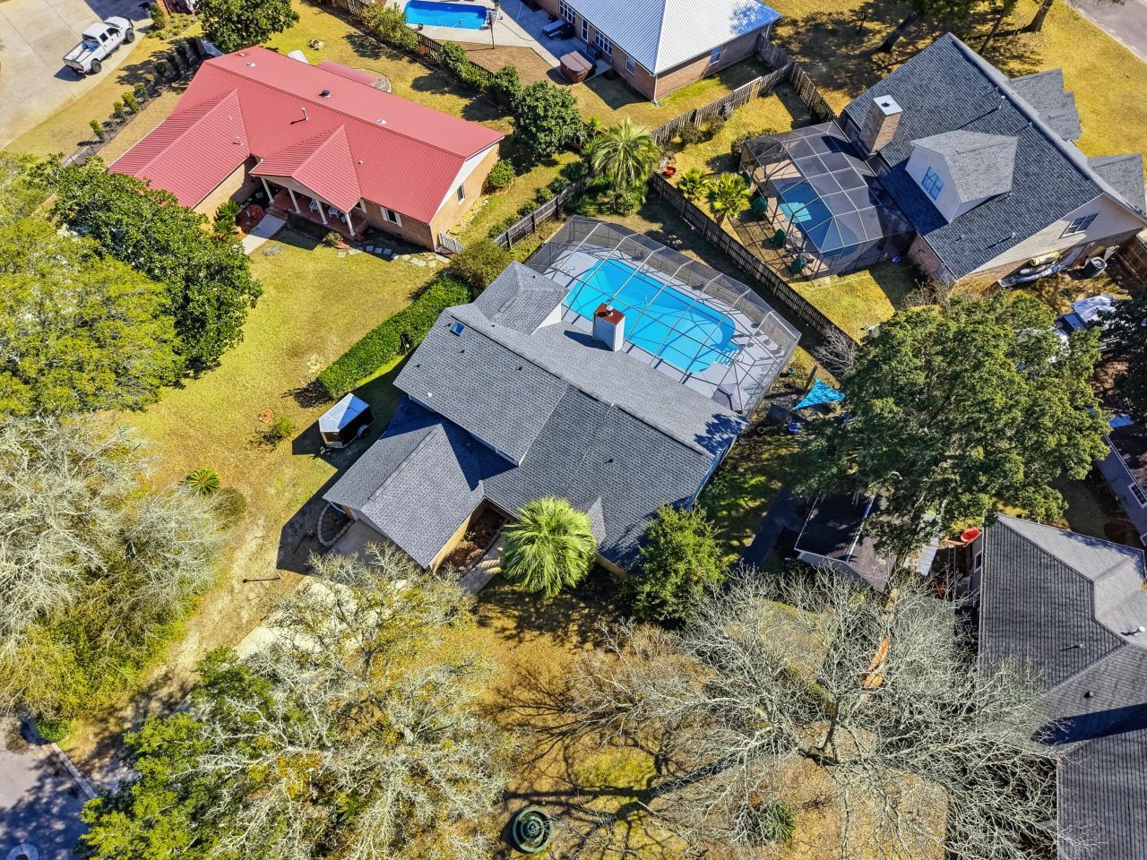 395 Jasmine Avenue, Valparaiso, FL 32580 Main Photo