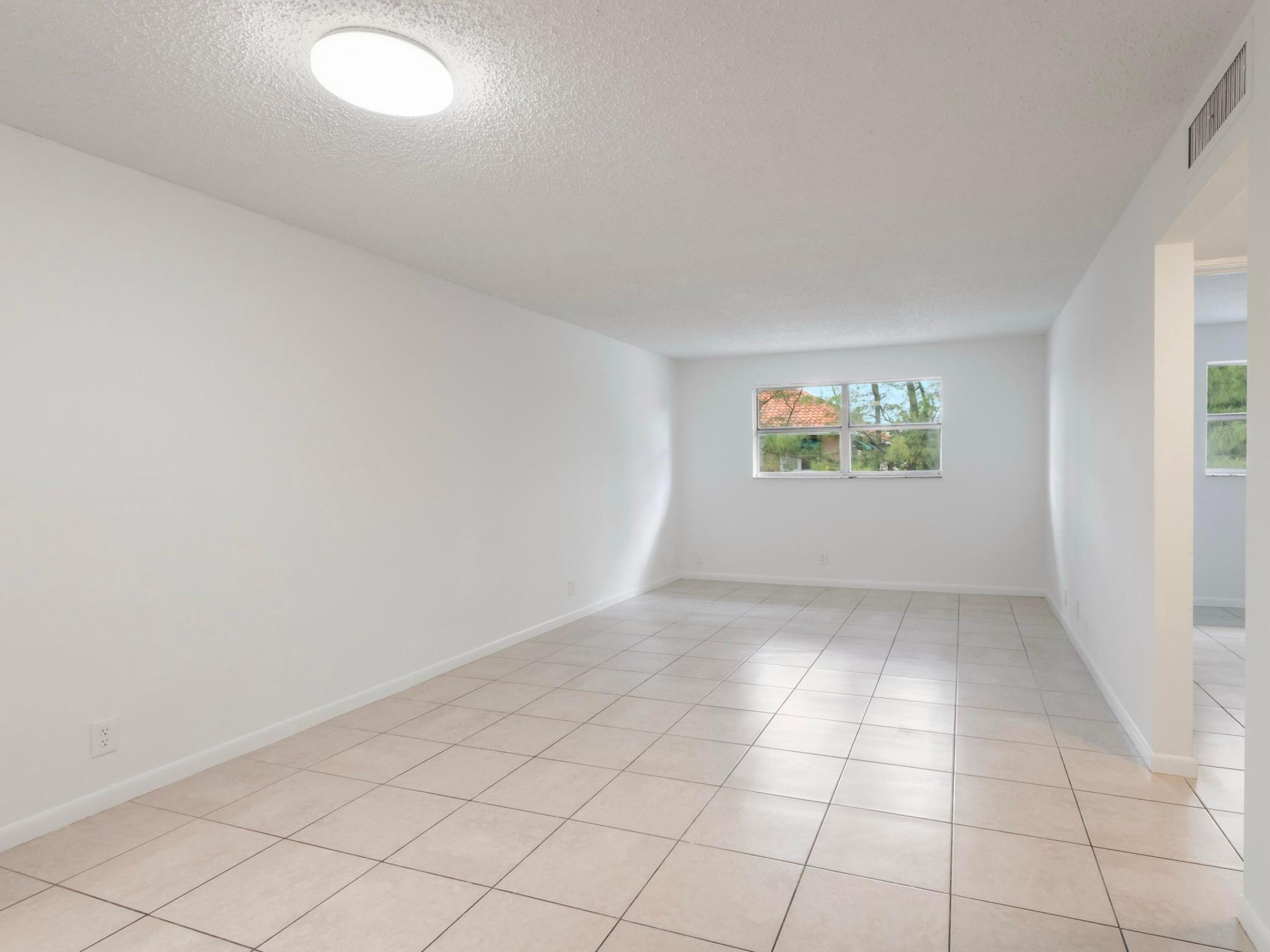 450 SW 2nd Avenue, Unit 2050, Boca Raton, FL 33432 Photo