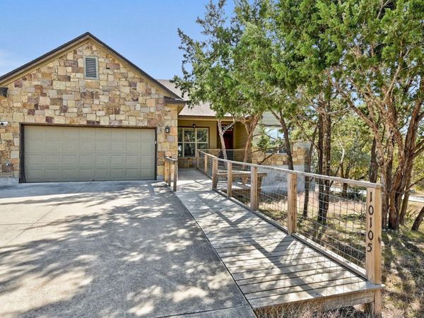 10105 Little Creek CIR, Dripping Springs, TX 78620