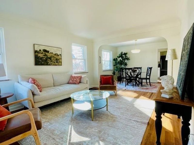 6211 Mayflower Avenue, Golf Manor, OH 45237 Photo 2