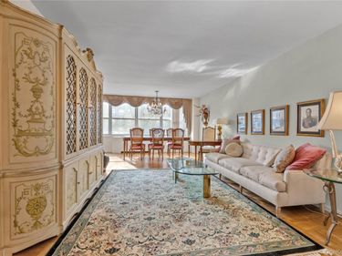 18-65 211 Street, Unit 1F, Bayside, NY 11360