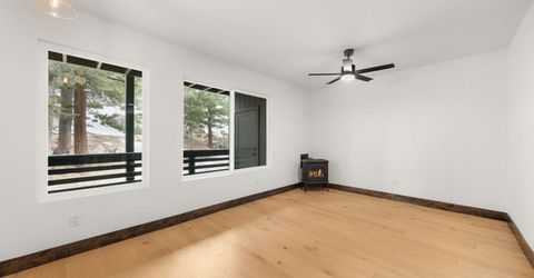 307 Galaxy Lane, Unit B, Stateline, NV 89449 Photo