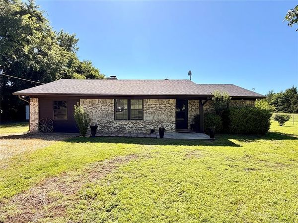 7615 Farm Road 1499, Sumner, TX 75486