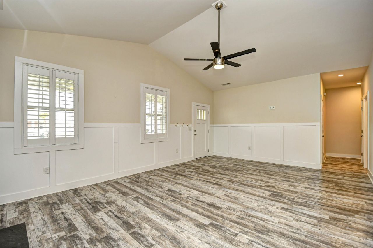 414 Waties Dr. Photo 10