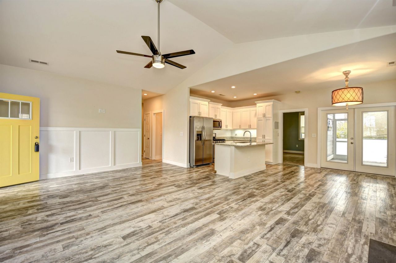 414 Waties Dr. Photo 8