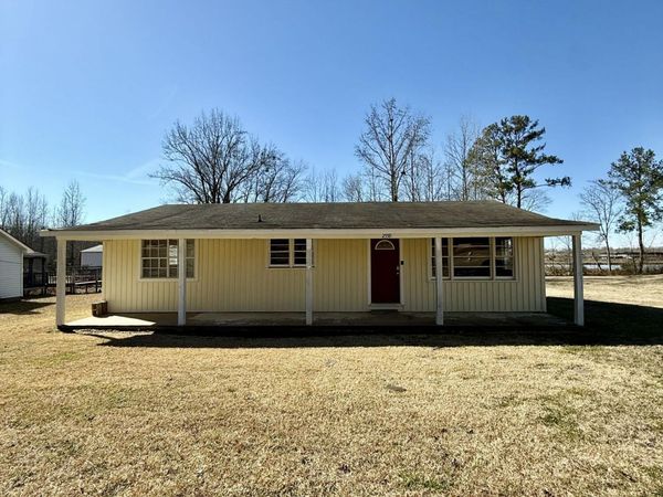 2559 North Veterans Memorial Blvd., Saltillo, MS 38866