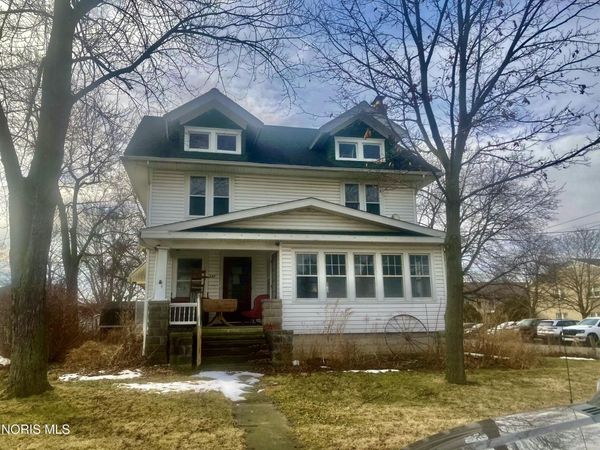 137 Prospect Street, Oak Harbor, OH 43449