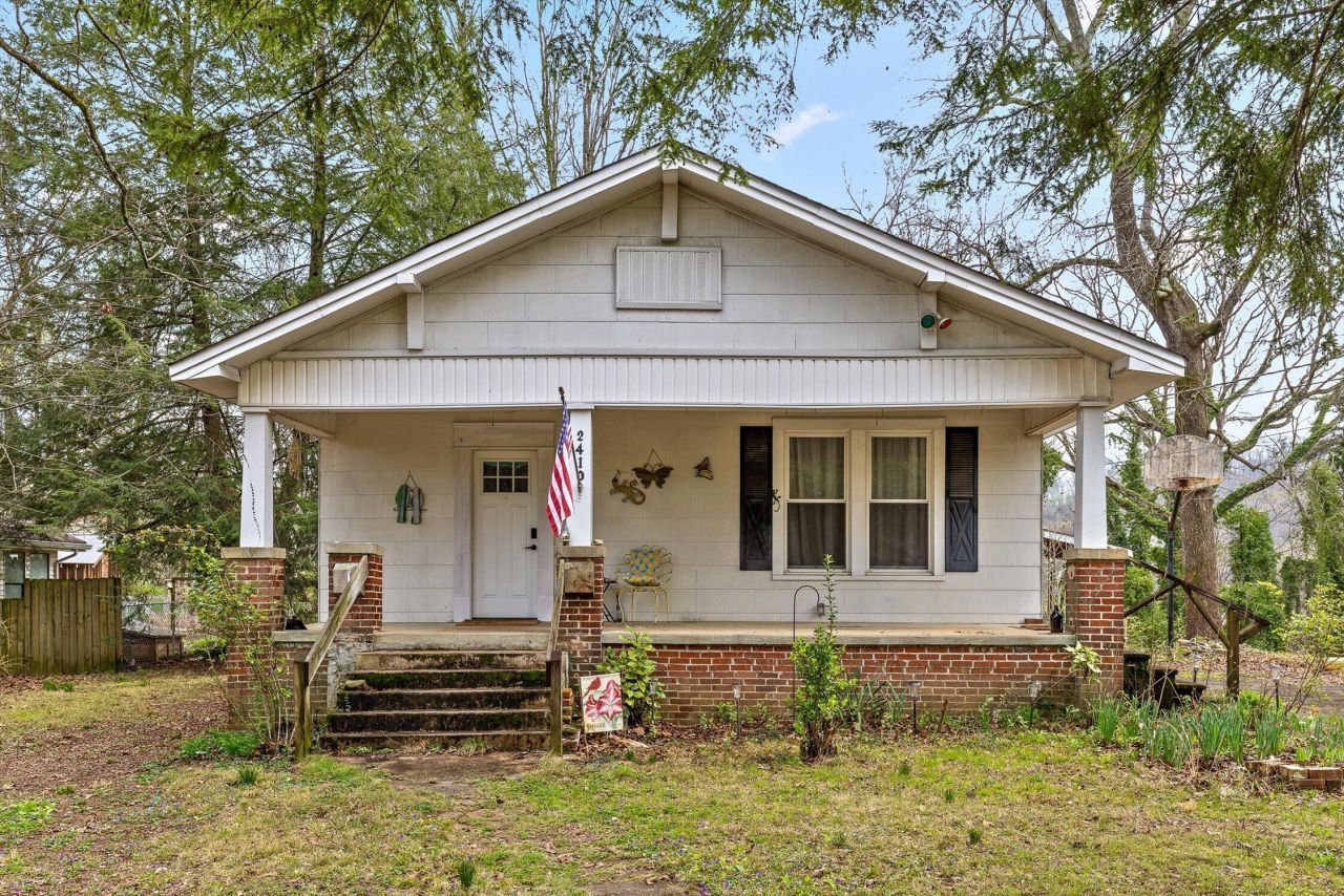 2410 Charlotte Avenue, Chattanooga, TN 37415 Main Photo