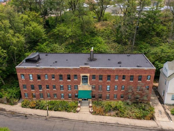 487 Grand Avenue, Saint Paul, MN 55102