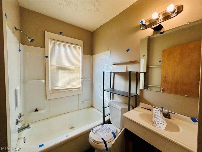 3598 E 149th Street, Cleveland, OH 44120 Photo 8